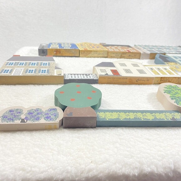Vintage The Cats Meow Village Lot 80's-90's Wooden House Town Buildings 23-Piece - Picture 12 of 16